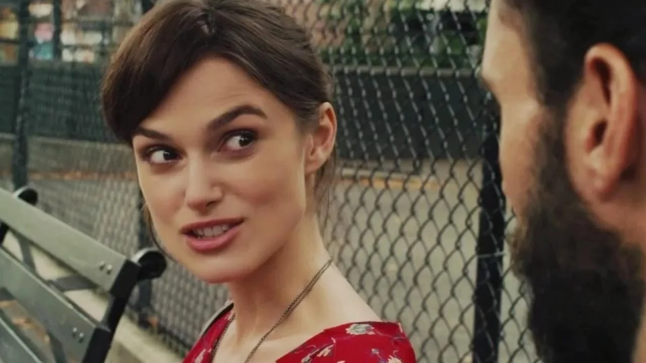 Diretor de “Mesmo Se Nada Der Certo” admite erro e pede desculpas por críticas a Keira Knightley - Imagem do artigo