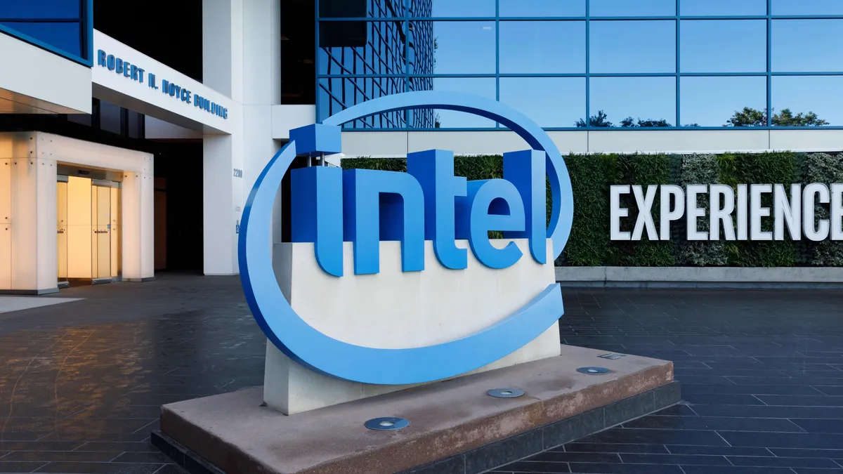 Governo dos EUA investe US$ 8,9 bilhões e assume 10% da Intel - Imagem do artigo
