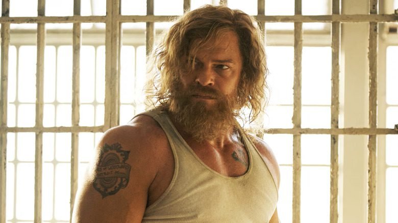 Motor City leva silêncio às telas e destaca vigor de Alan Ritchson no TIFF 2025 - Imagem do artigo original