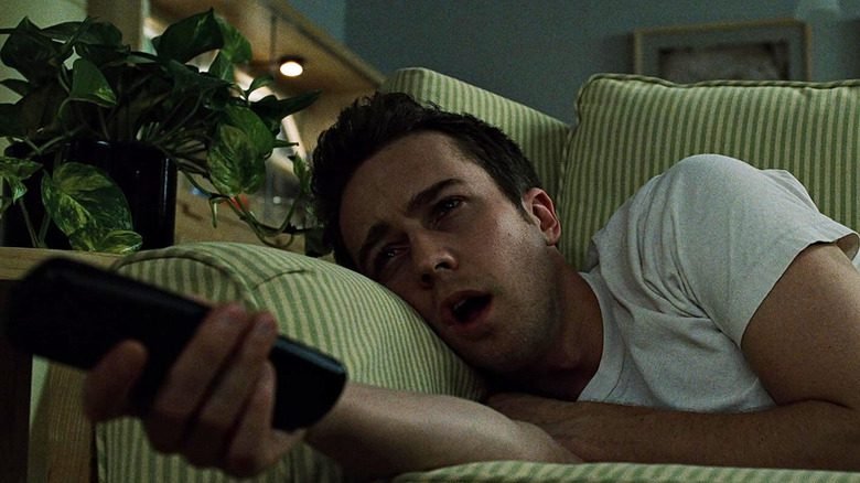 CEO da Warner Bros. Discovery critica experiência da TV por streaming e prevê aumento de preços - Imagem do artigo original