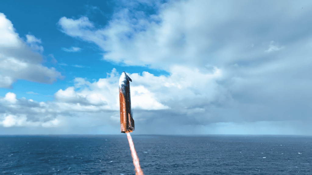 Starship realiza 11º voo hoje com novos testes de reentrada e pouso no Golfo do México - Imagem do artigo