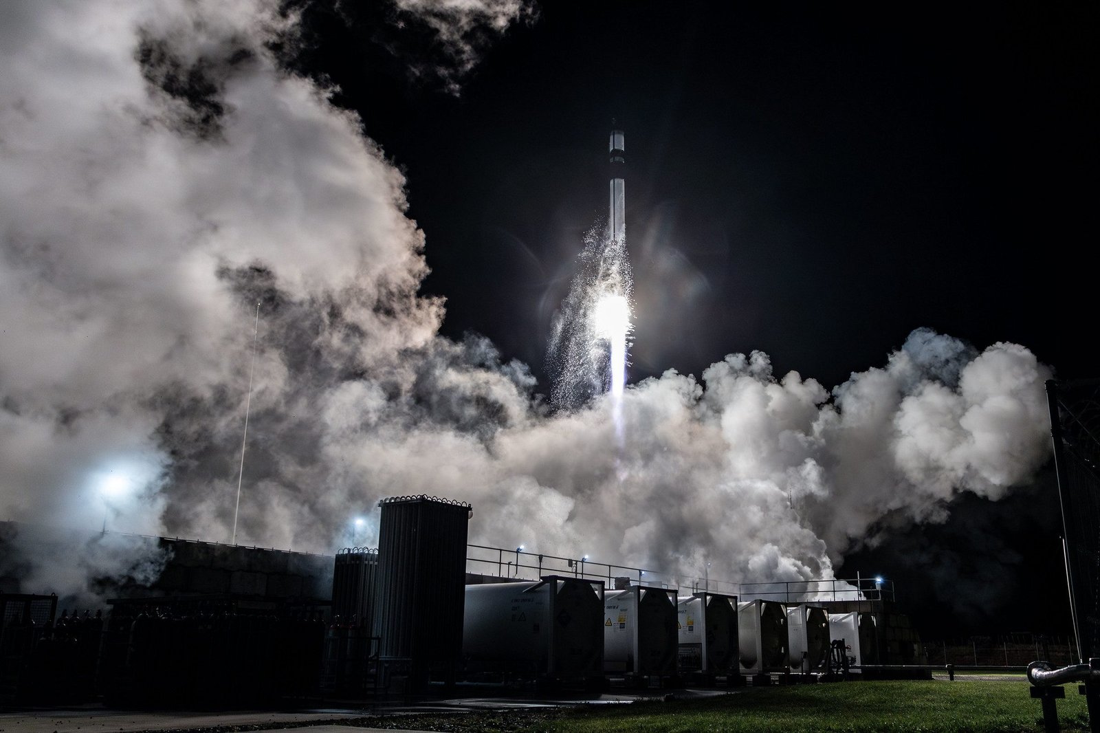 Rocket Lab lança novo satélite da Synspective e amplia fila de contratos com empresas japonesas - Imagem do artigo