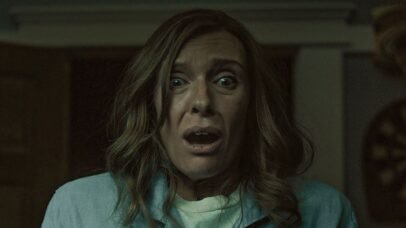 Toni Collette surpreende ao dizer que não assiste a filmes de terror, mesmo sendo ícone do gênero - Imagem do artigo