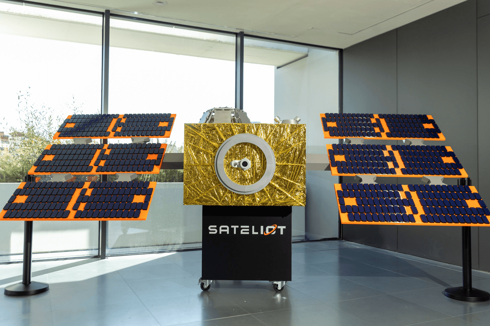 Sateliot amplia fábrica em Barcelona e prepara satélites 5G para conectar smartphones - Imagem do artigo