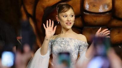 Invasor que agarrou Ariana Grande em Singapura pode pegar até três meses de prisão - Imagem do artigo