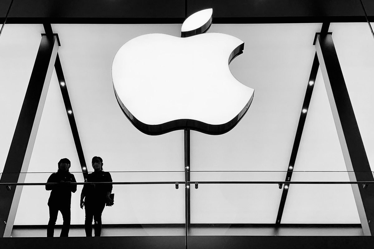 Livro “Apple: The First 50 Years” revela bastidores da gigante e já lidera vendas - Imagem do artigo original