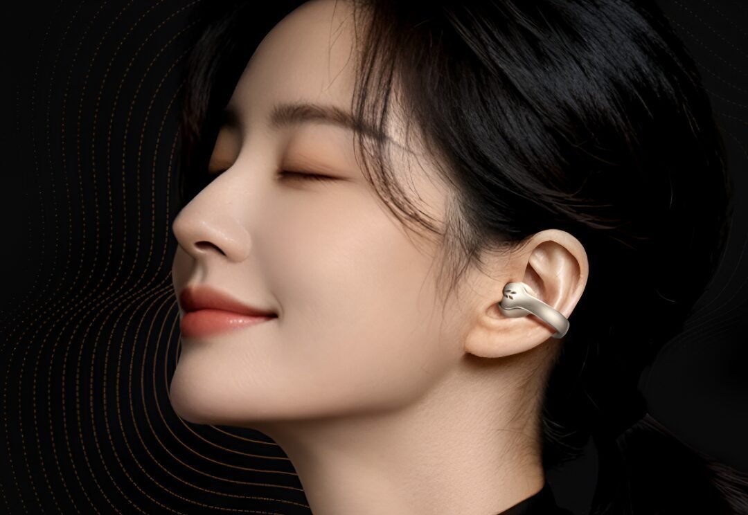 Ugreen HiTune X8: fone open-ear com IA que traduz 40 idiomas e entrega 46 h de bateria - Imagem do artigo original